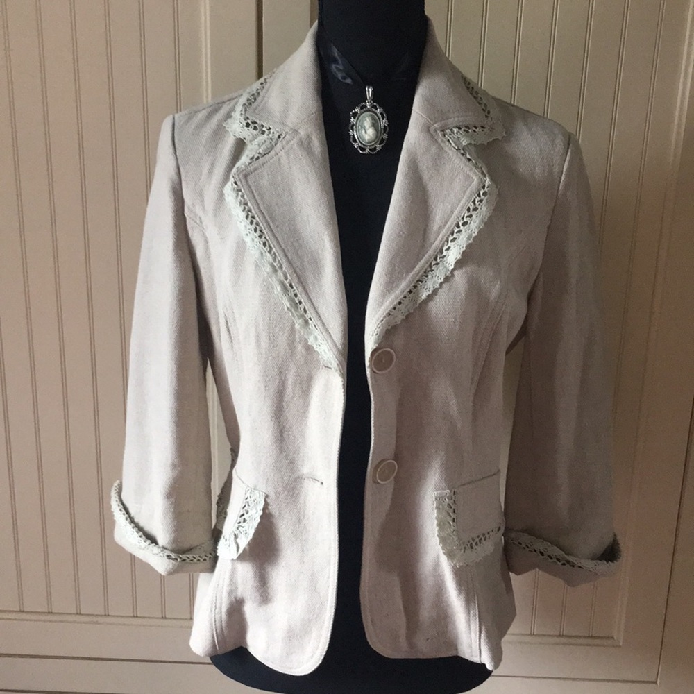Lacey Newport News Blazer